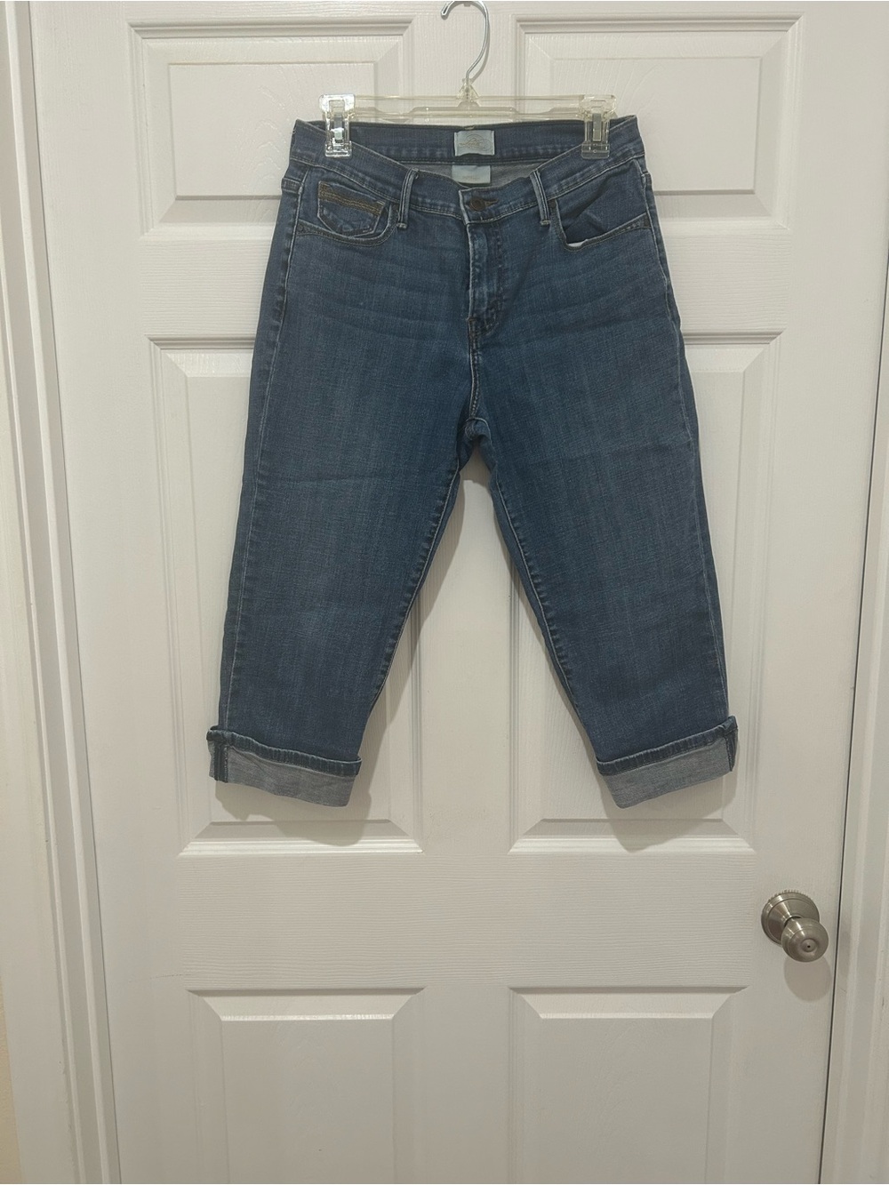 Levi's Dark Blue Cropped Ankle Jeans